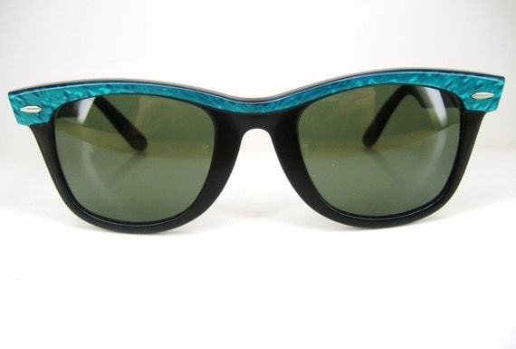 Vintage Turquoise Ray Ban Wayfarer 5022 Sunglasses 7700