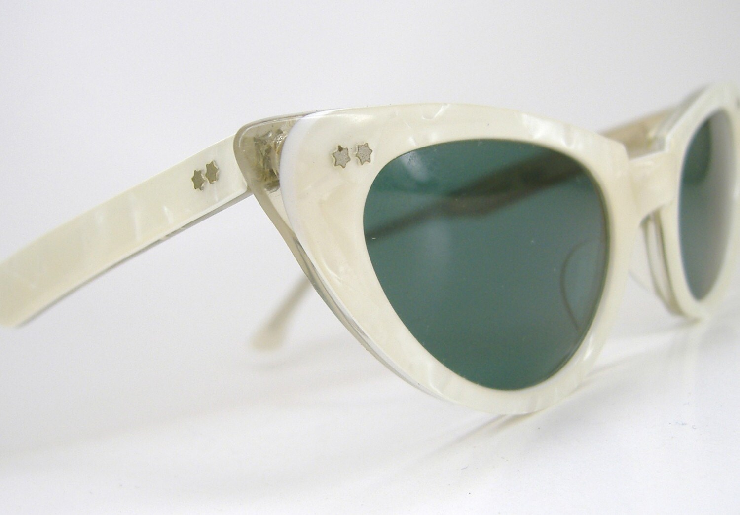 Vintage Mother of Pearl AO Cat eye Eyeglasses Frame 1950s