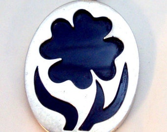 Sterling Silver Cutout Pendant with Black Onyx ISRAEL