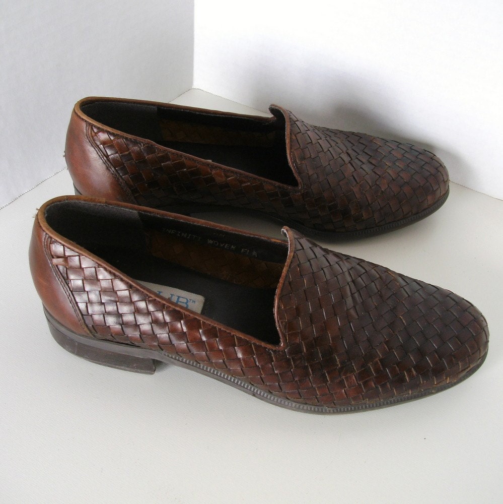 Ladies Brown Loafers Vintage Woven Leather size 8 M