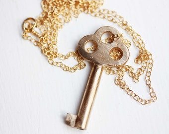 Key Necklace Gold, Key Necklace, Skeleton Key Necklace, Brass Key Necklace, Gold Filled Necklace, Long Chain Necklace, Long Necklace, Key