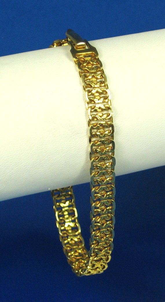 Napier gold bracelet Clearance