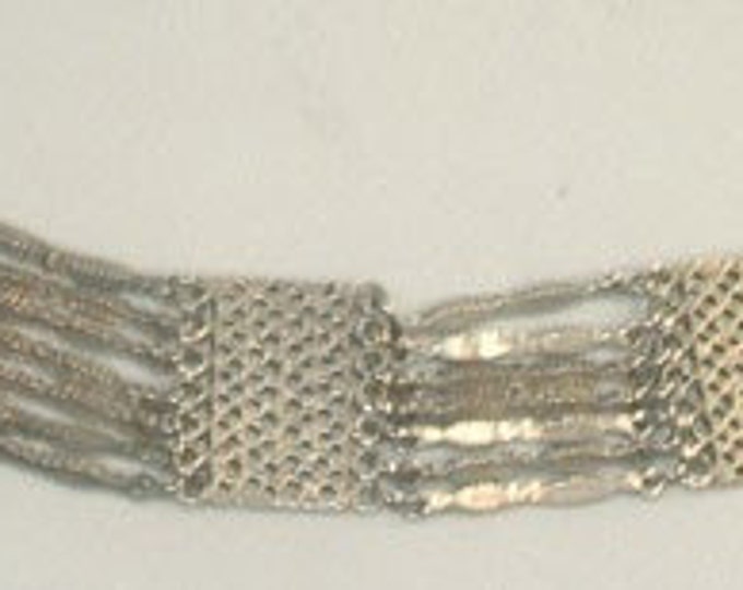 Southwestern Style Faux Turquoise Bracelet Silver Tone Links