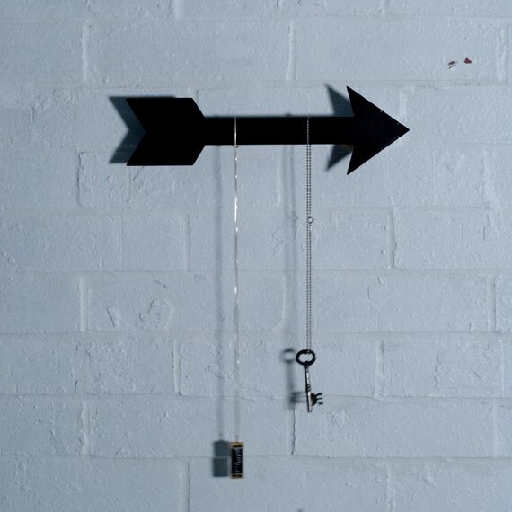 Items similar to Arrow Jewelry Holder on Etsy