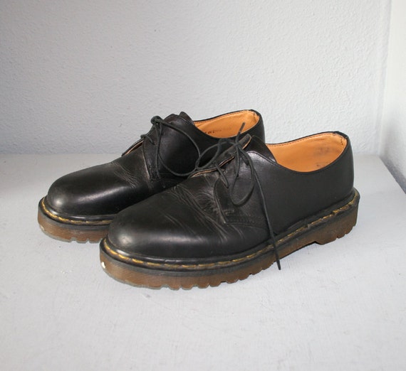 1980s DOC MARTENS / Black Gibson Oxfords by luckyvintageseattle