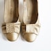 1960's Gold Heels Vintage Bow Classic Pump Wedding Size 7 N