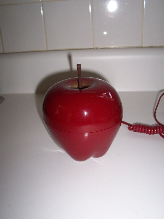 Vintage Apple Phone Apple shaped novelty telephone Working