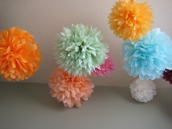 tissue paper pom pom flowers