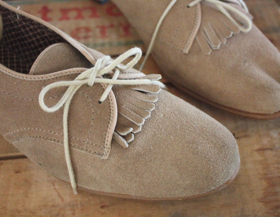 vintage 1960's oxford shoes suede scholastic pumps