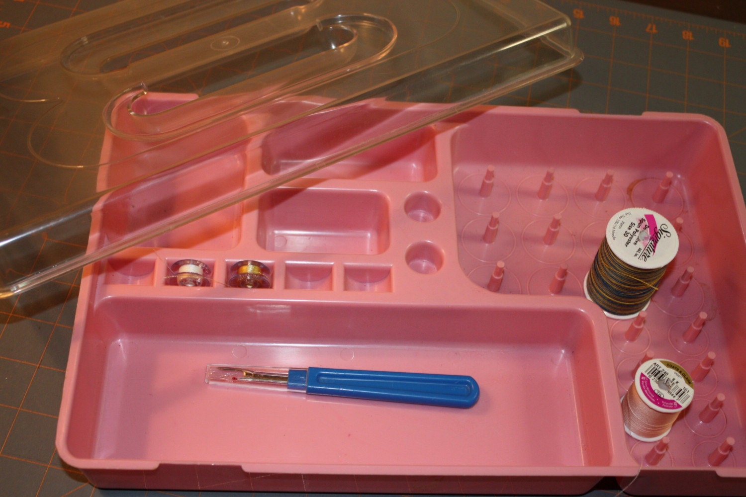 Vintage Pink Plastic Sewing Box Thread Bobbin Organizer