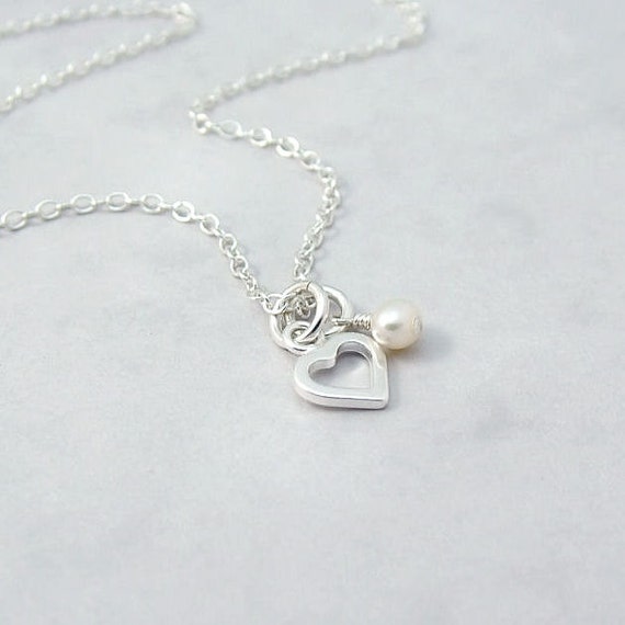 Items similar to Dainty Sterling Silver Heart Necklace with Freshwater ...