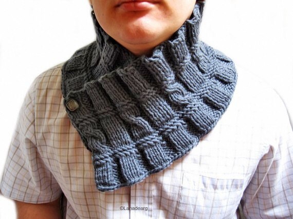 Knitted ruffled scarf collar neckwarmer holiday gift