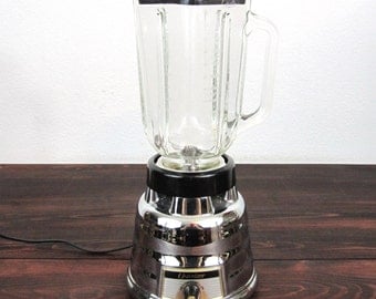 Vintage Osterizer Beehive 2 Speed Blender / Retro Kitchen Appliance