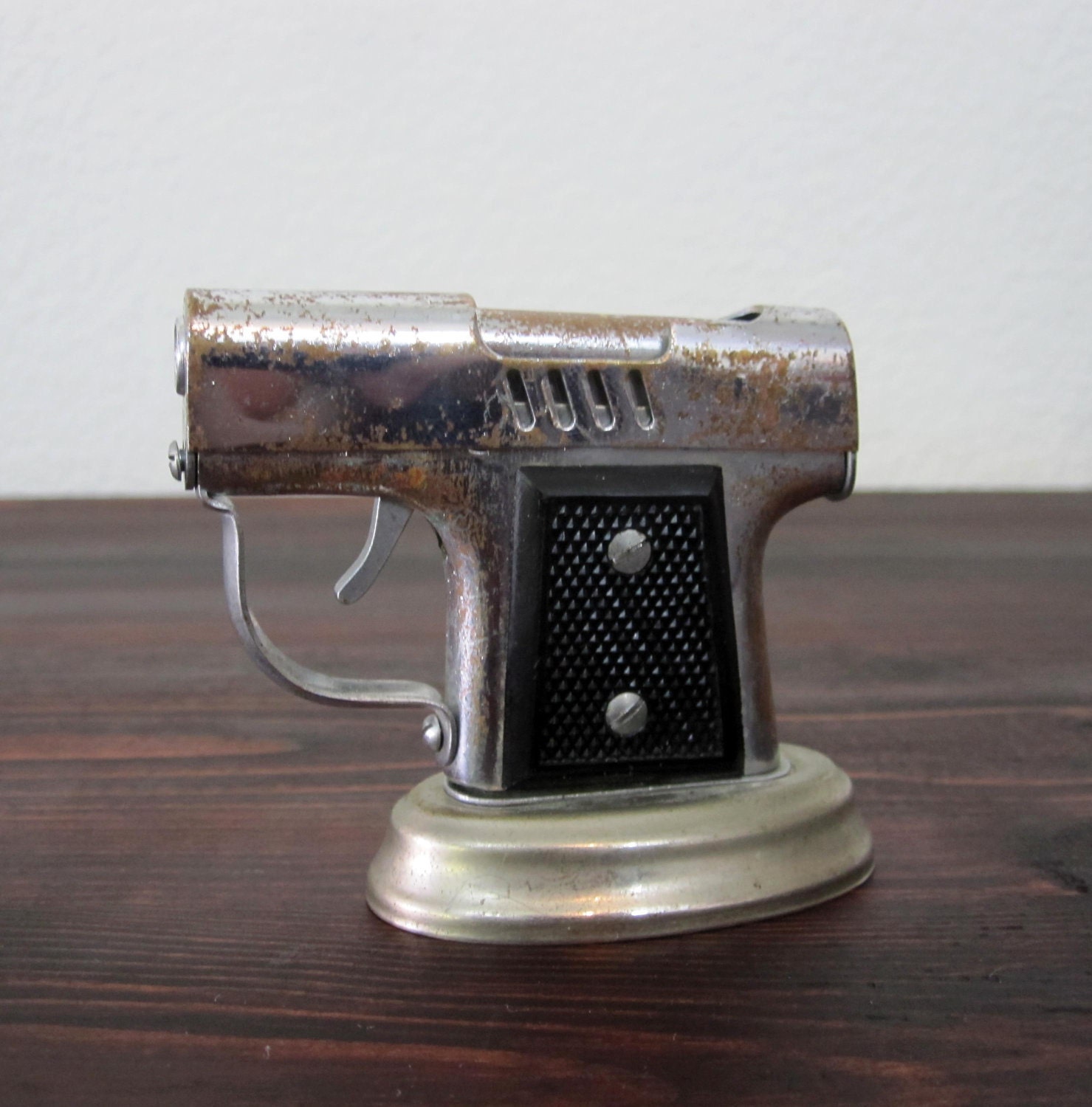 Vintage Gun Table Lighter / Made in Occupied Japan / Pistol