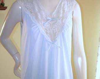 Greek Silk Nightgown Small Yellow/cream scalloped by stilettoRANCH