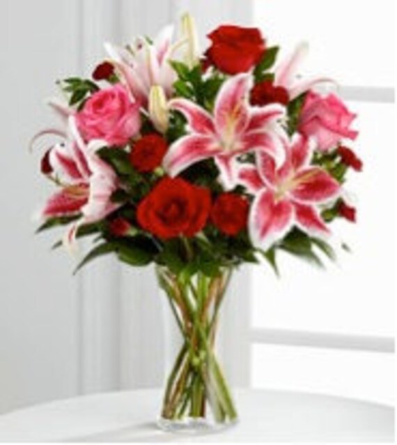 Items similar to Roses / Lily Arrangement - Vase or Box Arrangement on Etsy