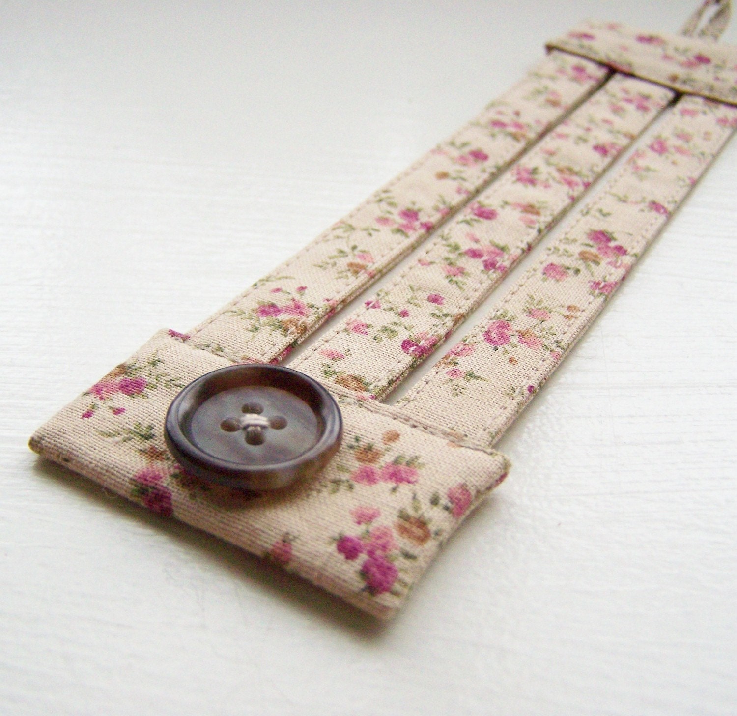 Cuff bracelet fabric in autumn beige plum floral