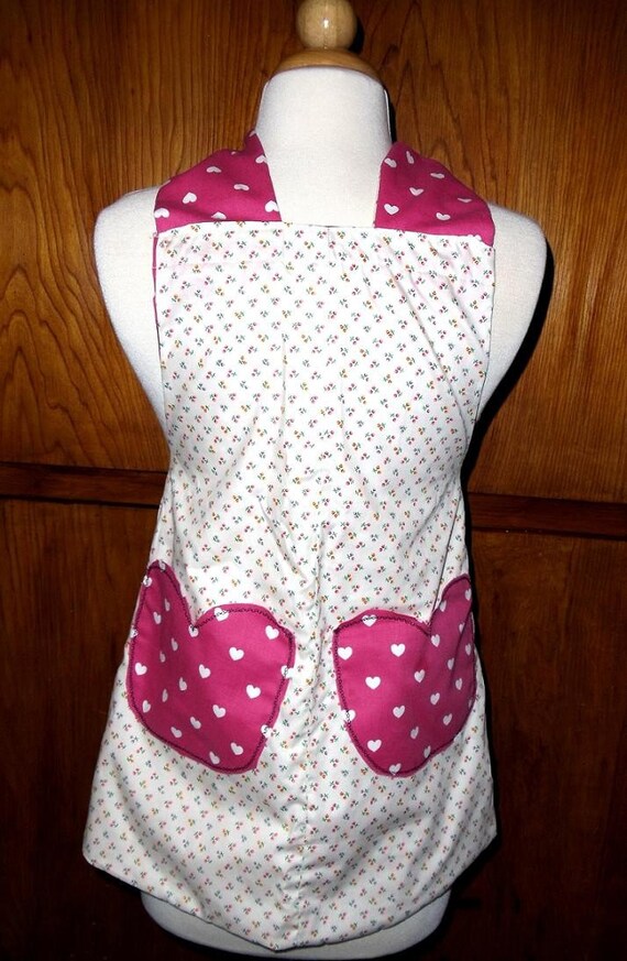 Items similar to Apron Reversible just cooking pink hearts and flower ...