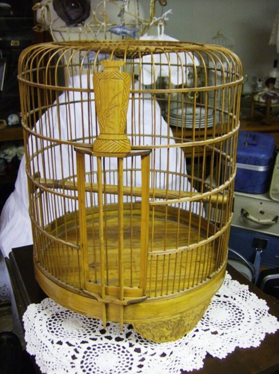 Beautiful Vintage Domed Bamboo Bird Cage