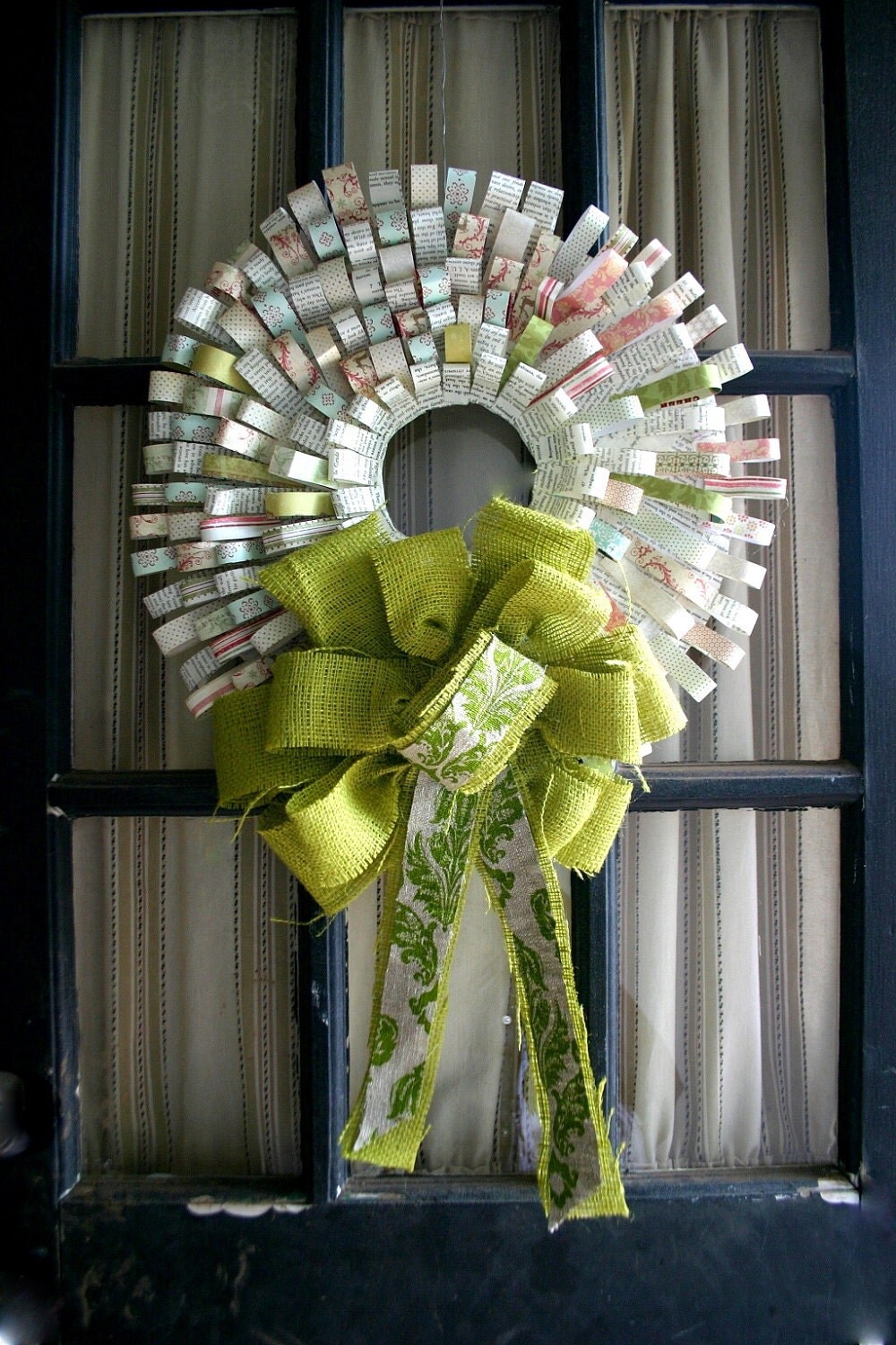 Shabby Fabulous Paper Texture Wreath