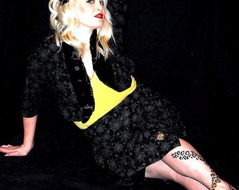 Rockabilly Foe Fur Bolero in Spiderwebs