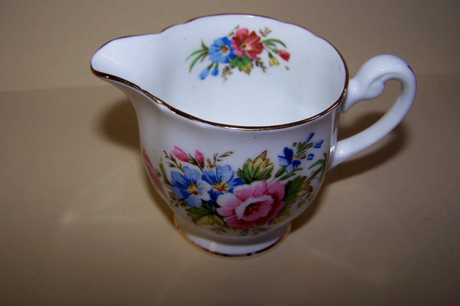 Windsor Bone China Creamer Made in England 1950