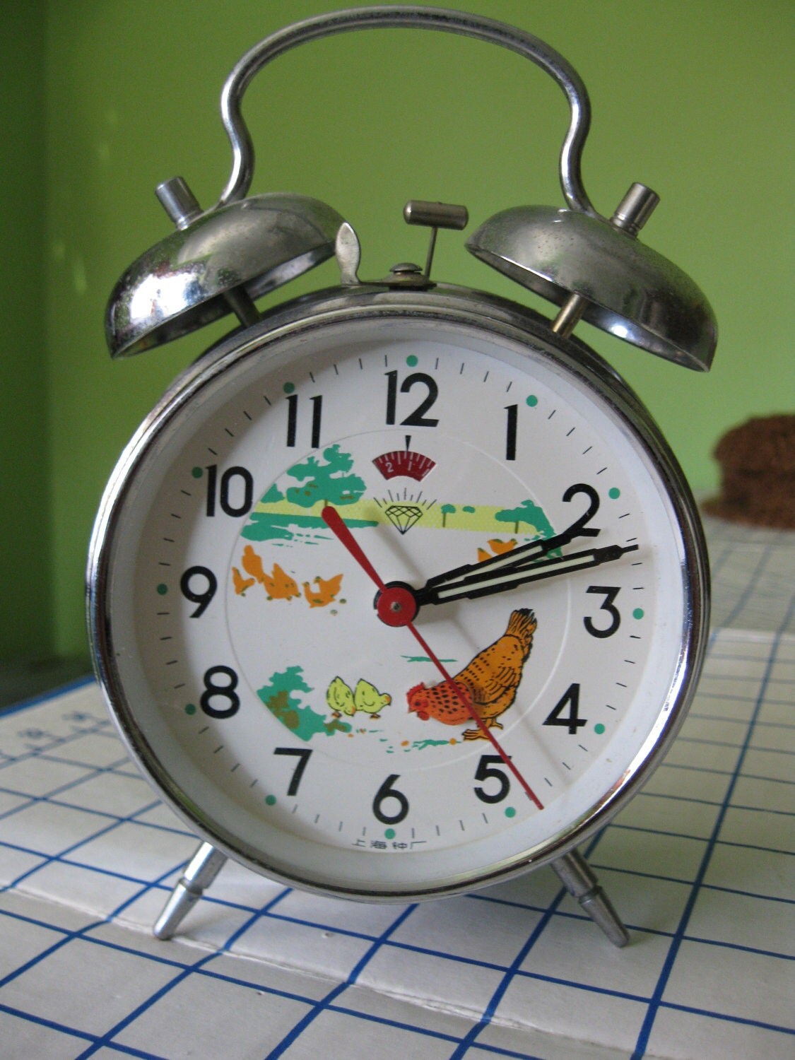 Vintage Alarm Clock With Pecking Chicken Hen So Cute