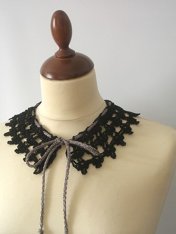 Black Lace Collar Necklace
