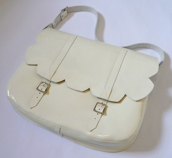 Scallop Patent Leather Shoulder Bag