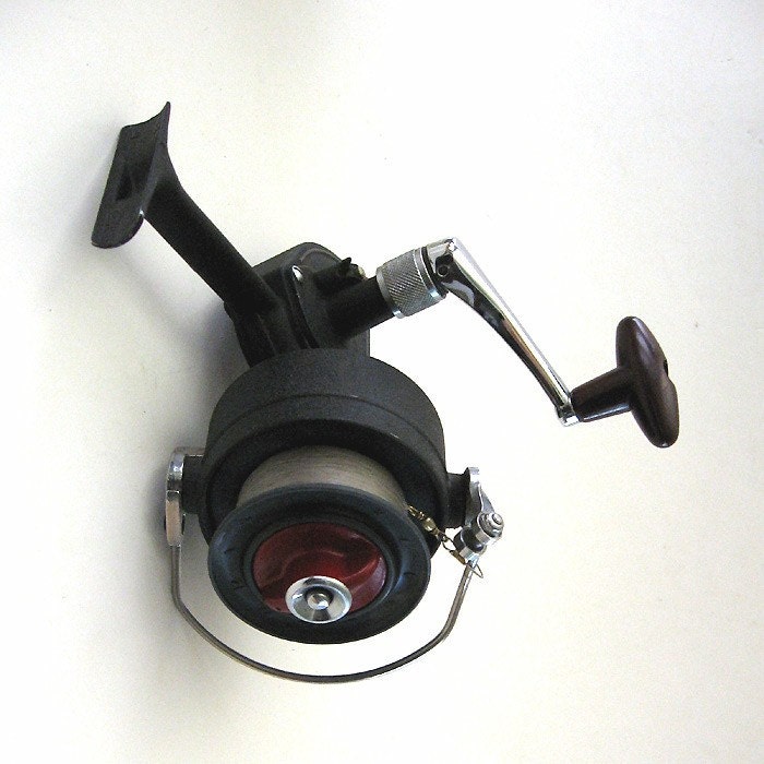 DAM Quick 330 Spinning Fishing Reel Vintage West Germany