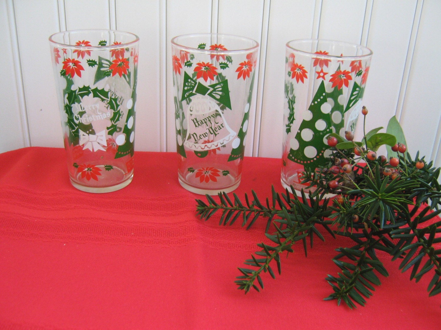 Vintage Christmas Tree Drinking Glasses Set of by accentonvintage