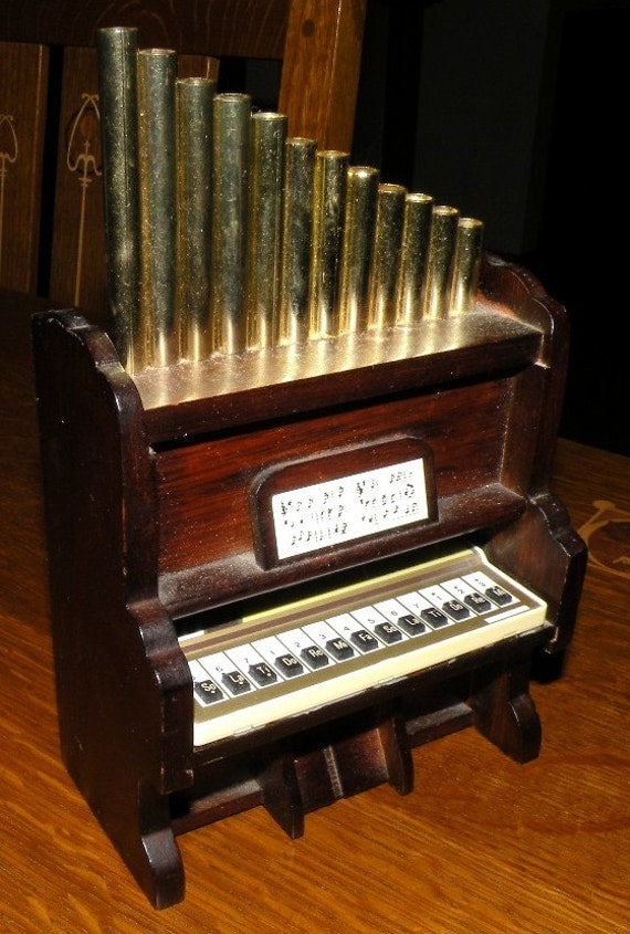 Vtg WOOD and BRASS Mini PIPE ORGAN with keys you can PLAY