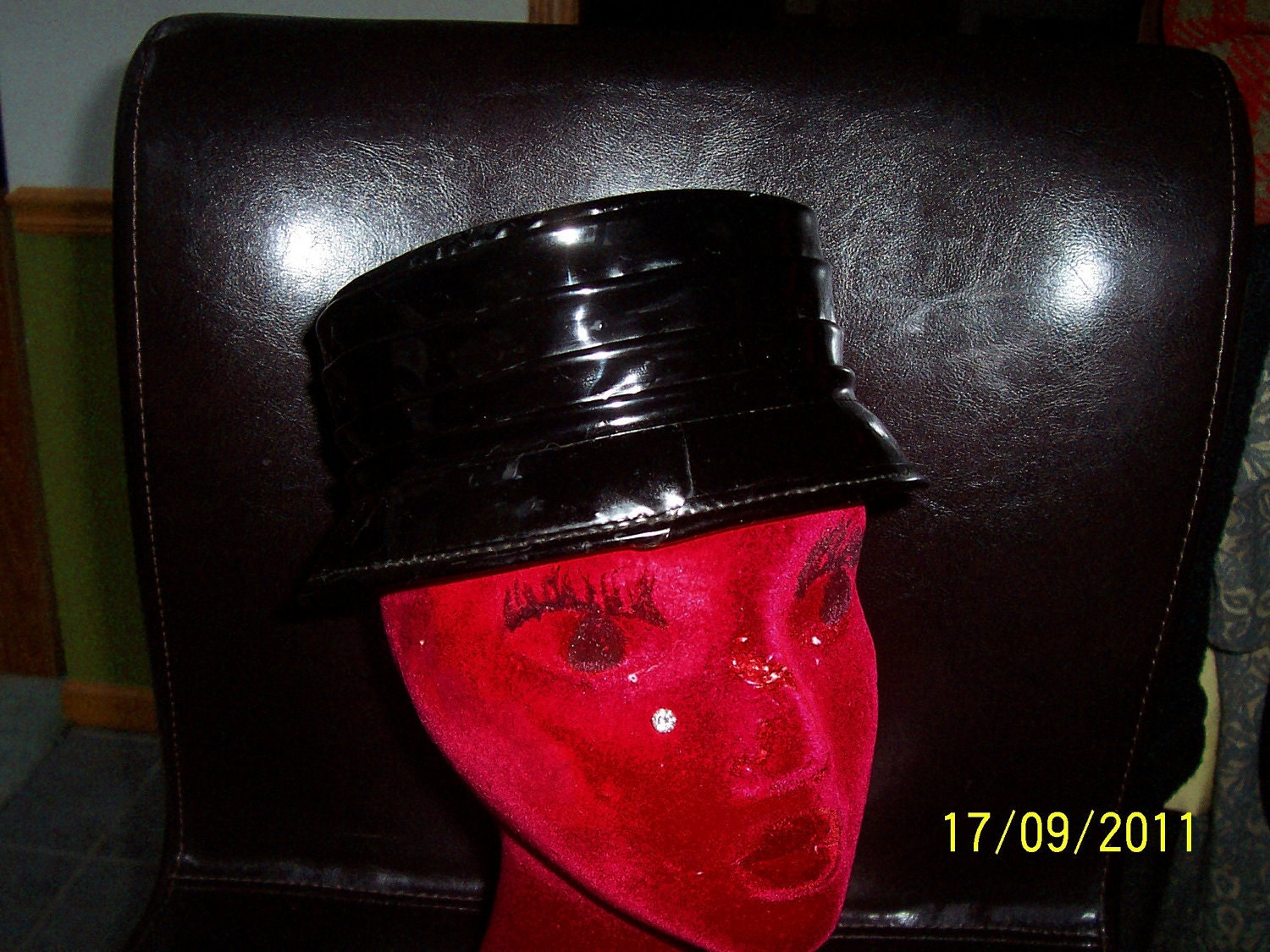 Vintage Beautiful Sophisticated Patent Leather hat A MUST for Fall