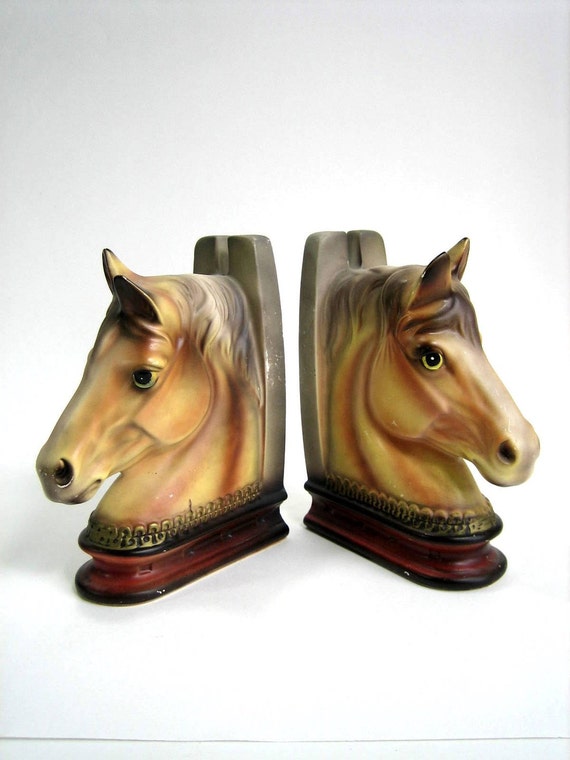 toyo horse bookends