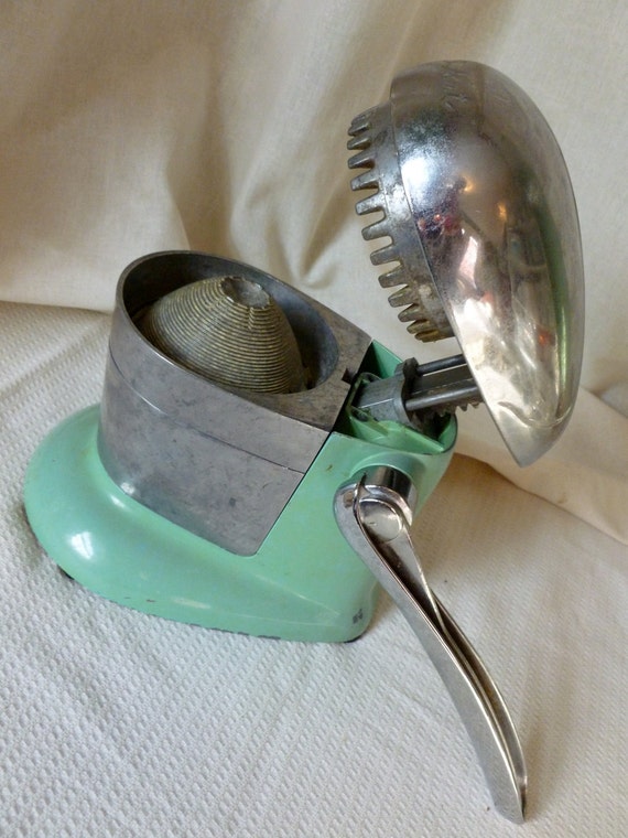 Vintage Juicer Juice O Matic Cottage Green