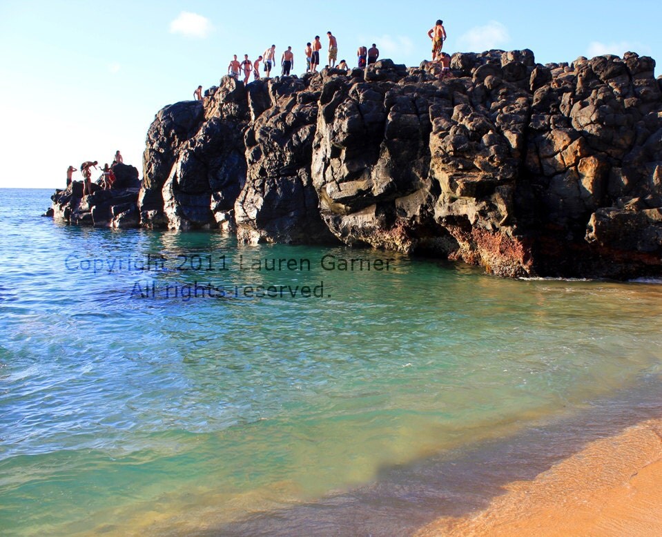 Big Rock at Waimea Bay Oahu Hawaii North Shore Photography