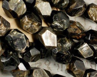 10 Golden Mica Beads Faceted 21mm x 15mm Chunky Oval Rare Gemstone Half Strand (5100)