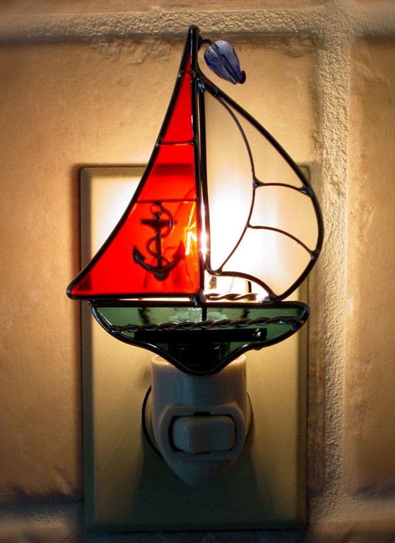 lights on a sailboat at night