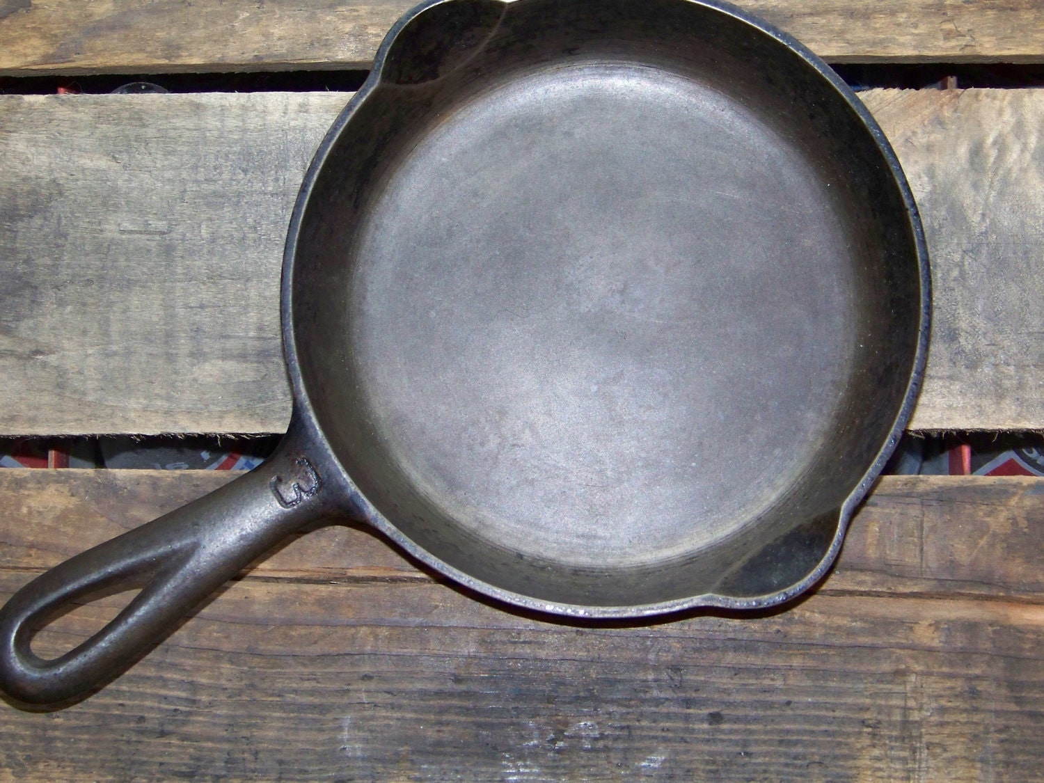 Griswold Number 3 Cast Iron Skillet
