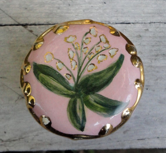 Vintage Pink and Gold Ceramic Door Knob. Hand painted flowers.