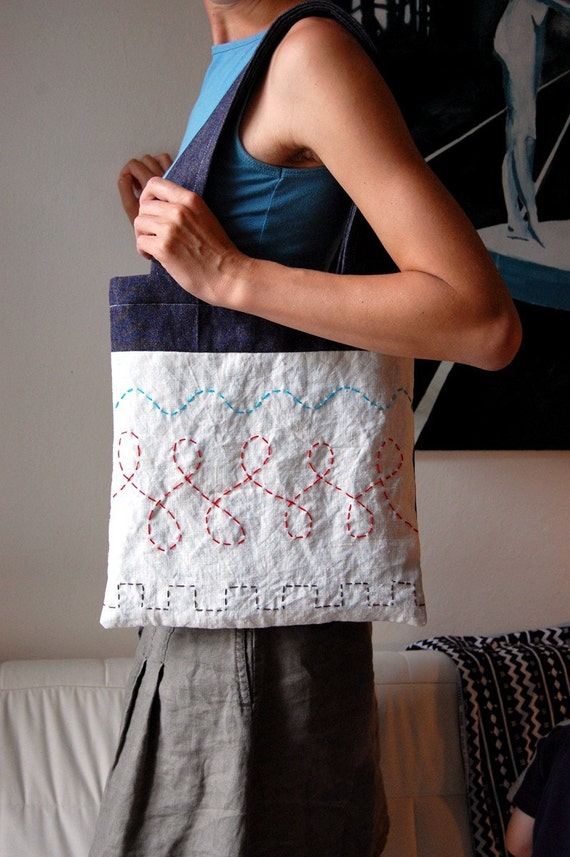 Items similar to Hand Embroidery / Bag with Zig Zag Pattern on Etsy