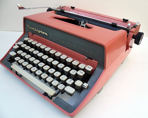 1960s Vintage Pink Remington Manual Typewriter w/ Case