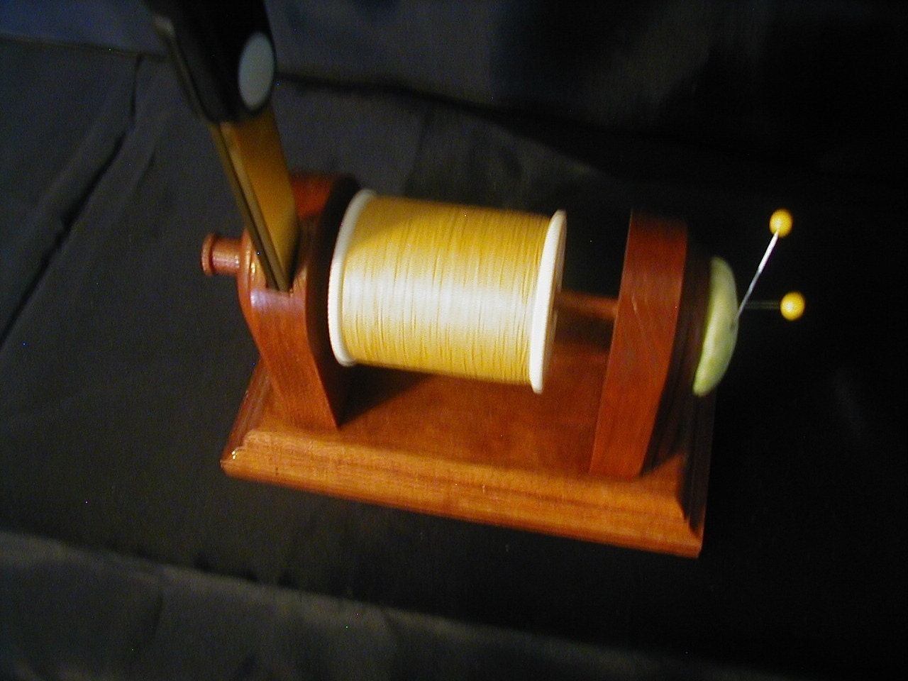 Deluxe Quilters Thread Spool Holder