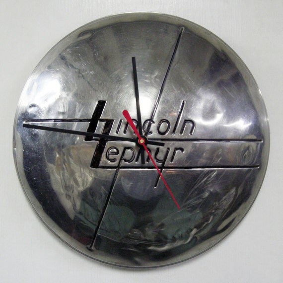 1939 SUPER RARE Lincoln Zephyr Hubcap Wall Clock Retro Art