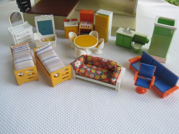 1978 fisher price doll house