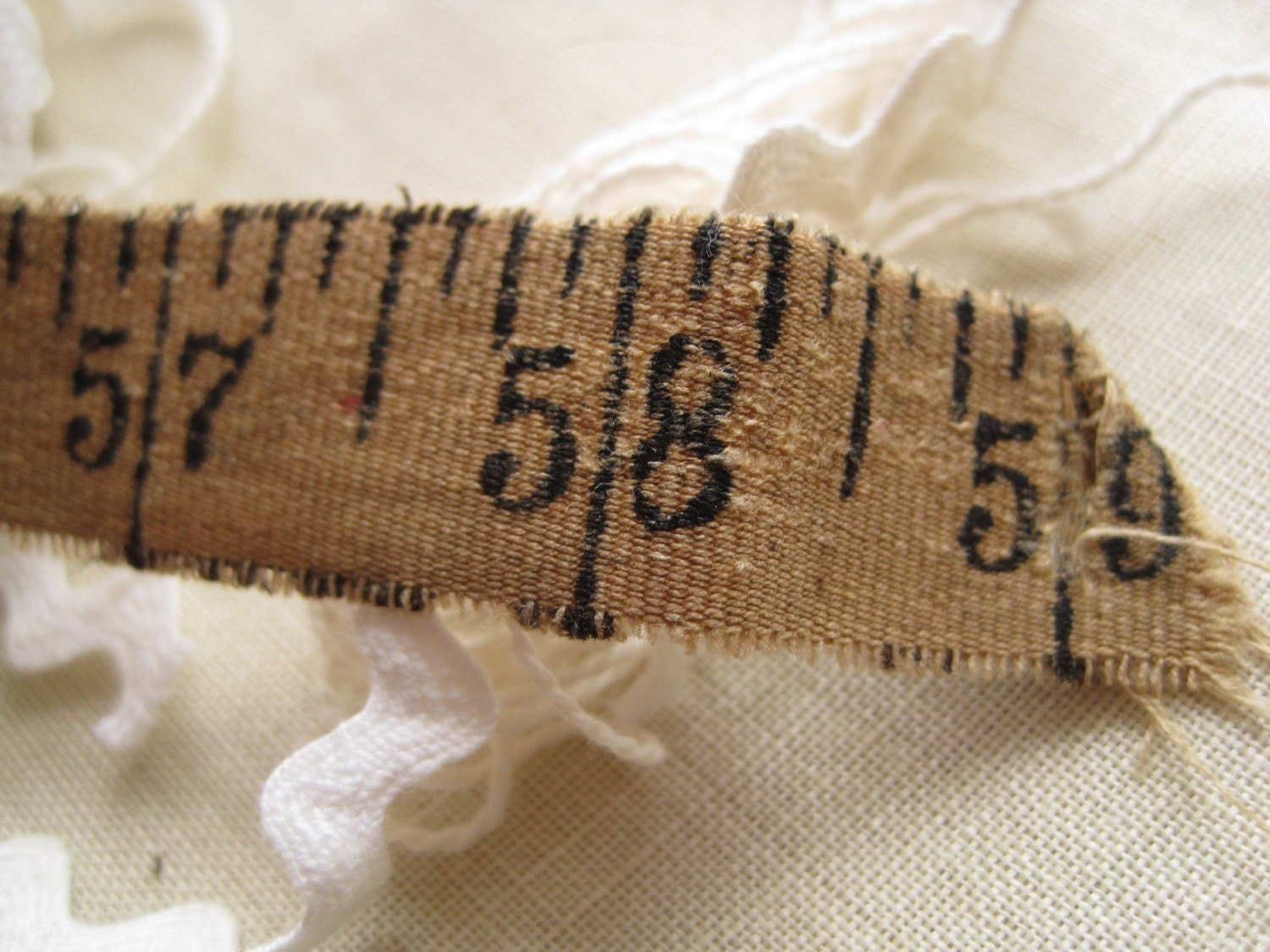 Vintage Cloth Seamstress Measuring Tape