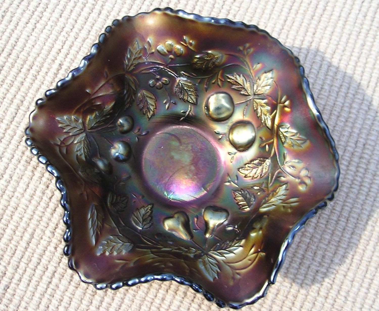 Old Northwood Carnival Glass Ruffled Fluted Bowl Amethyst