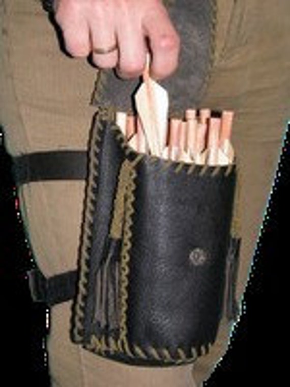 crossbow bolt quiver pouch