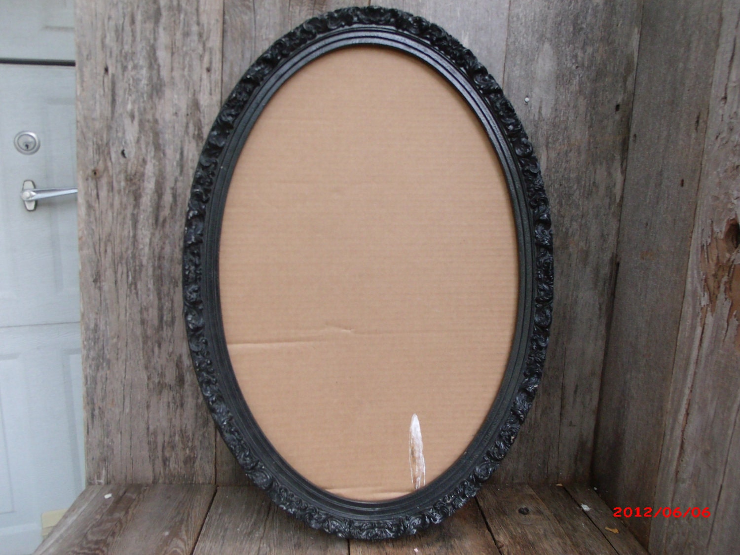 Large Vintage Molded Oval Frame in Chic Cottage by TheRustyChicken