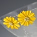 Enamel Earrings Flower Yellow White Daisy - Crown Trifari Signed Clip-On Vintage - 2178